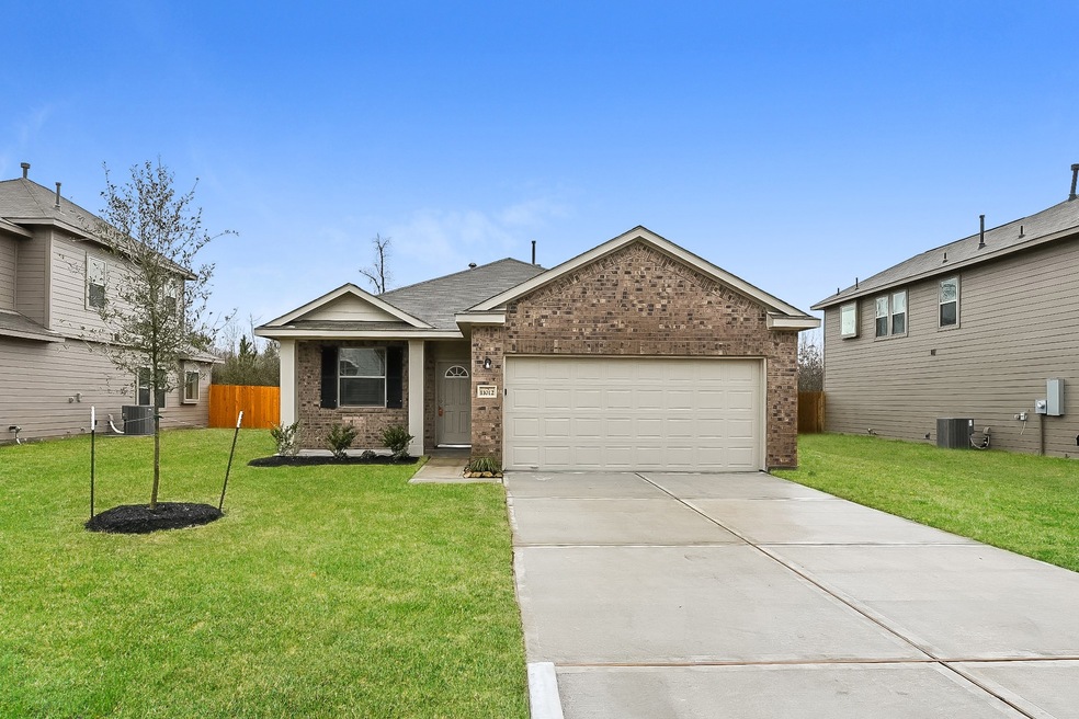 11012 Patriot Ct, Cleveland, TX 77328 - photo 1