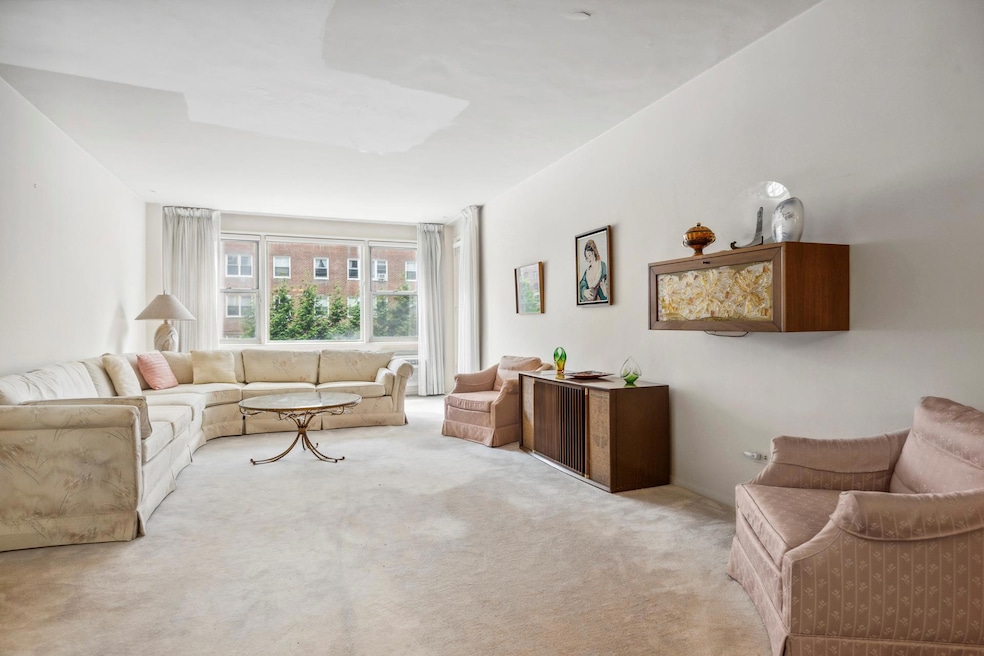 The Imperial Apartments unit 3H, Bronx, NY 10463 - photo 1