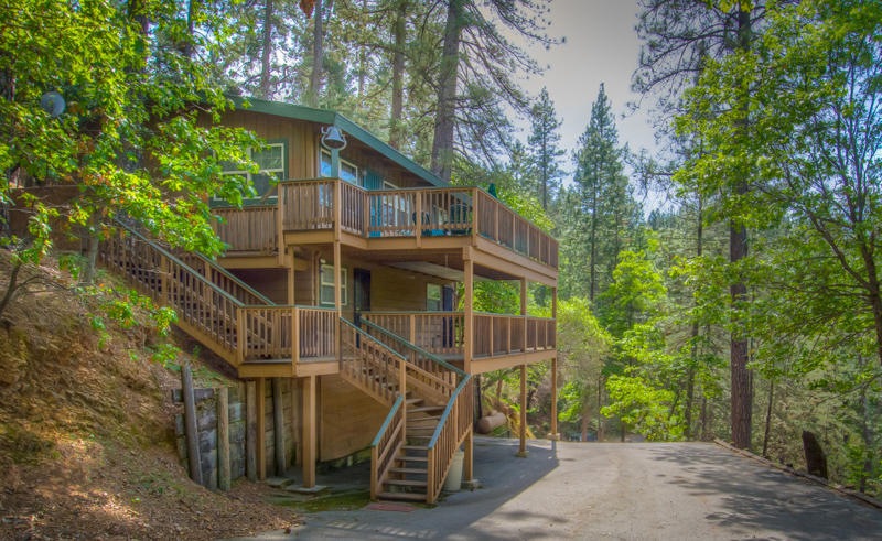 Beautiful 'Silverthorn' Cabin