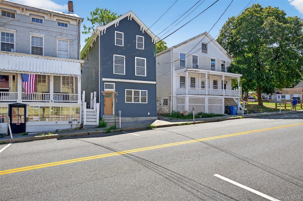 165 W Main St unit 3, Goshen, NY 10924 - photo 1