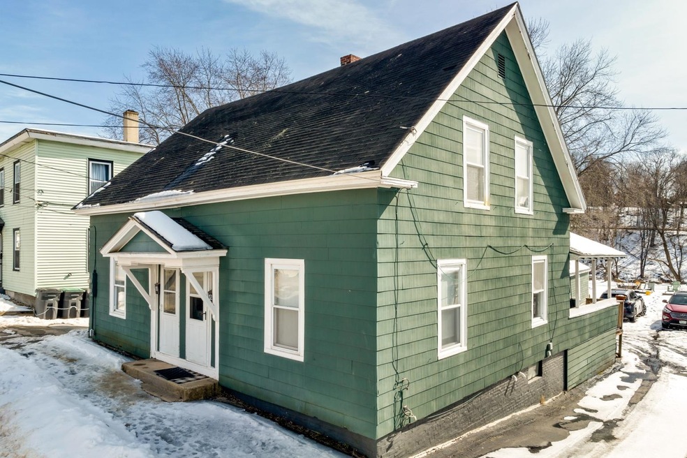 60 Front St unit 2, Pembroke, NH 03275 - photo 1