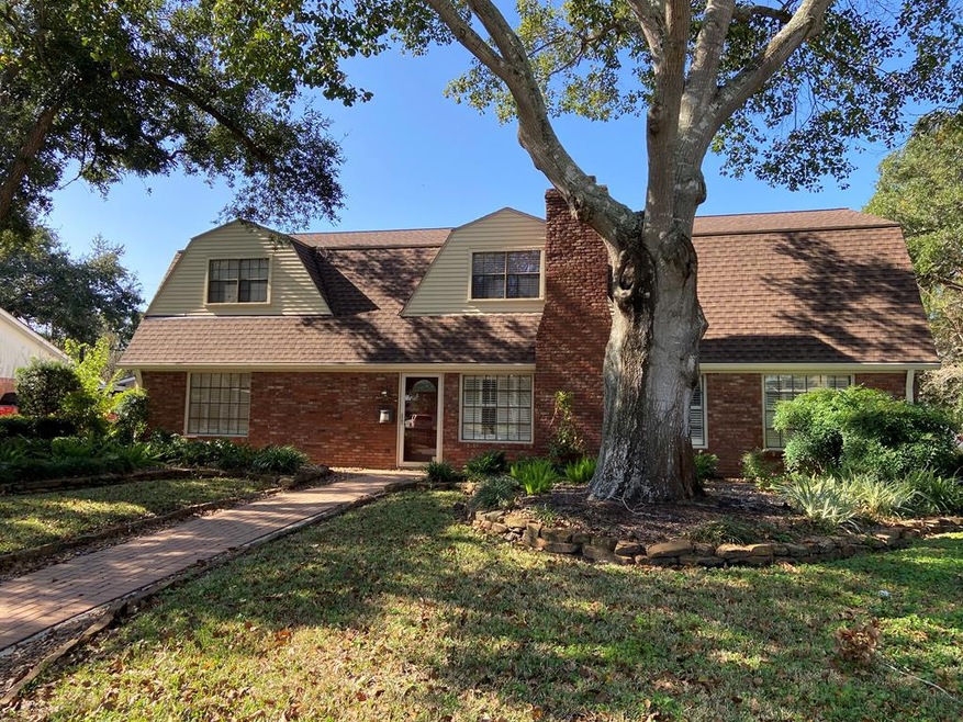 3400 Briar Ln, Bay City, TX 77414 - photo 1