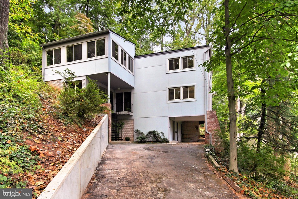 6366 Burton Cir, Falls Church, VA 22041 - photo 1