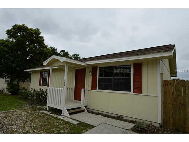 1744 Avenue C NE, Winter Haven, FL 33881 - photo 1