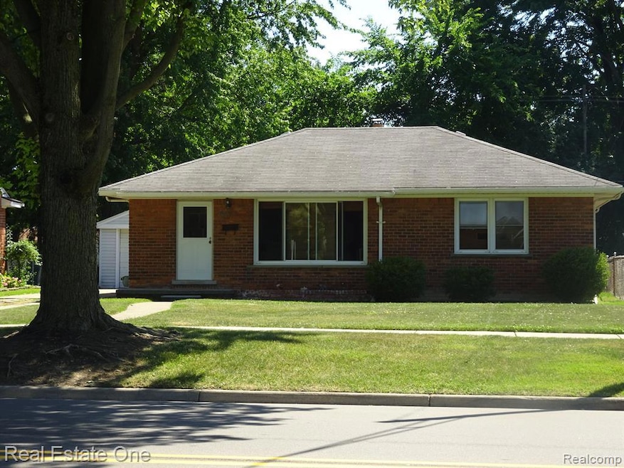 Front Elevation of solid brick ranch