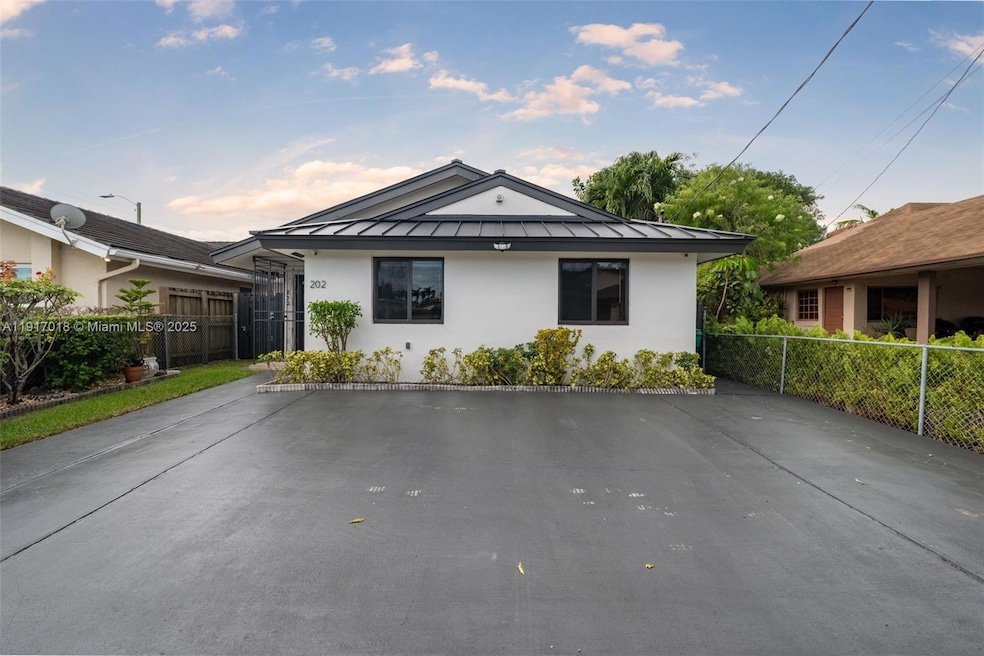 202 NW 60th Ave, Miami, FL 33126 - photo 1