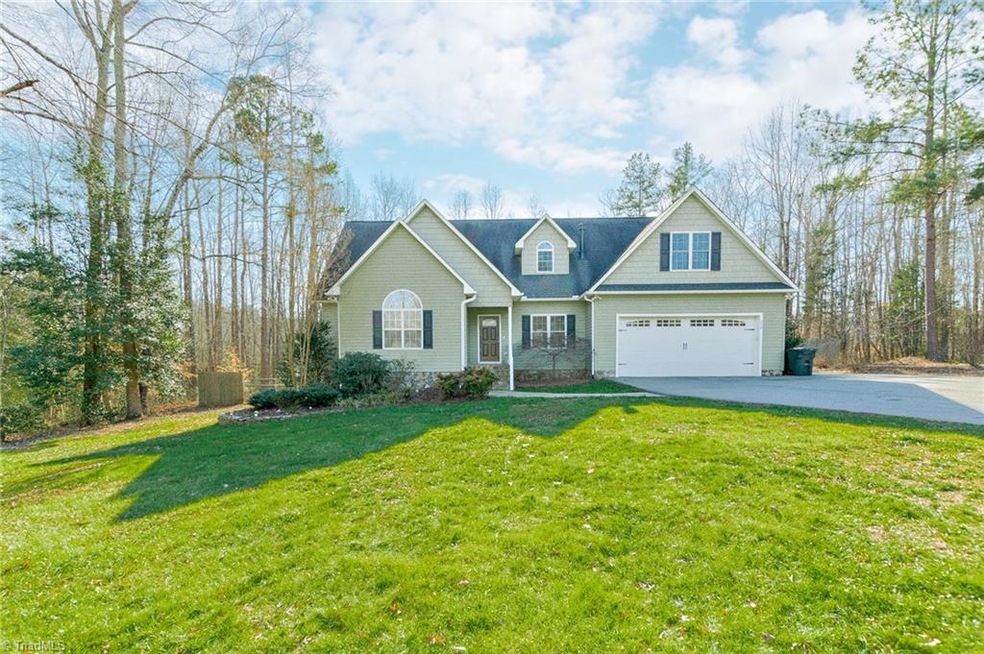 236 Lassiter Ln, Asheboro, NC 27205 - photo 1