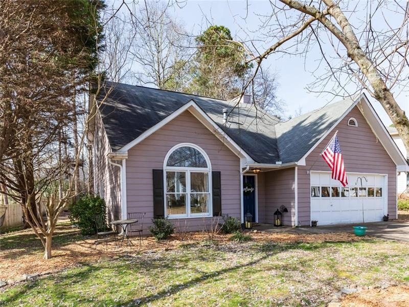 110 Ocee View Ct, Alpharetta, GA 30022 - photo 1