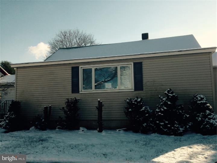 271 C St, Penns Grove, NJ 08069 - photo 1