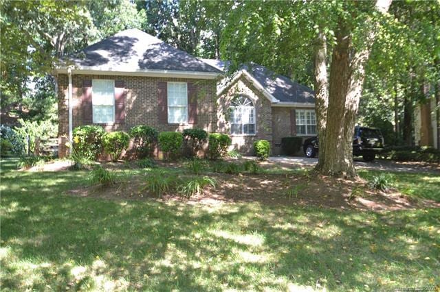 12508 Pecan Hill Ct, Huntersville, NC 28078 - photo 1