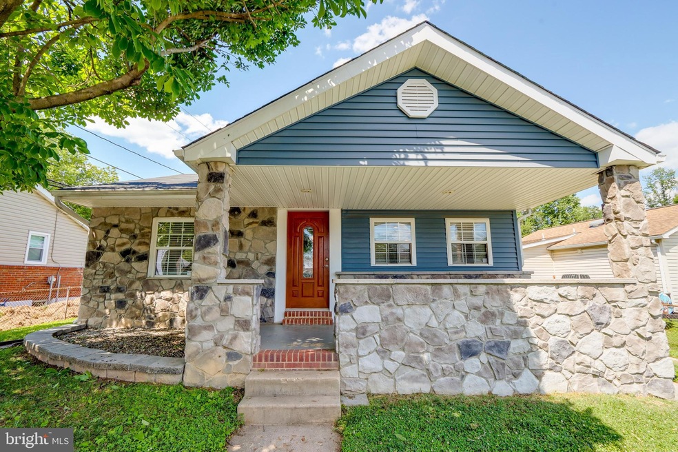 1005 Cord St, Middle River, MD 21220 - photo 1