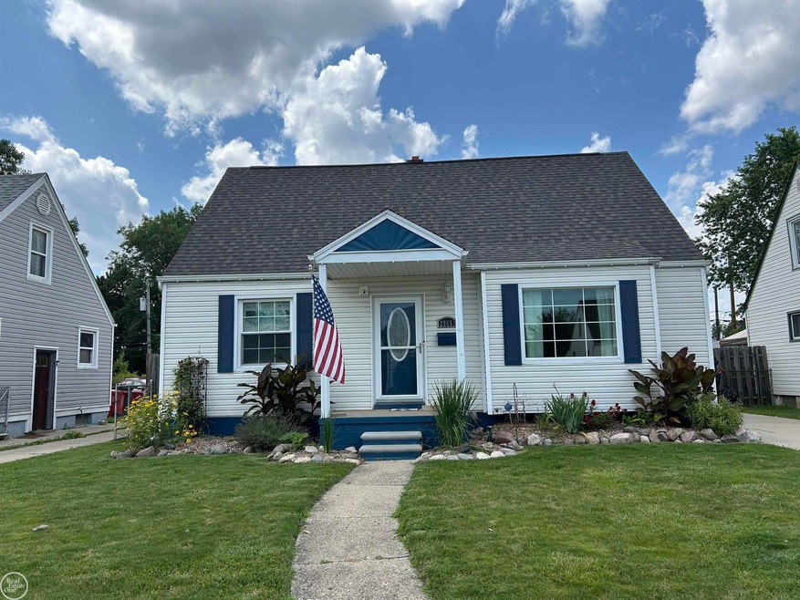 25651 Wiseman St, Roseville, MI 48066 - photo 1