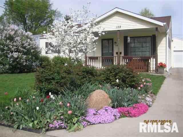 128 Portland Place, Lincoln, IL 62656 - photo 1