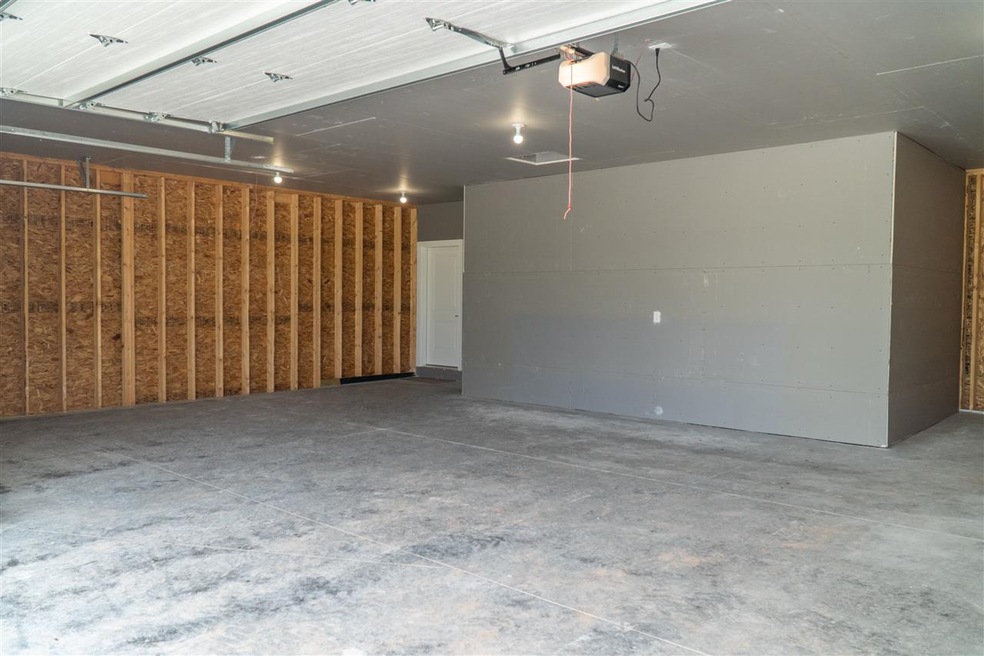 1021 Mill Pond Cir, Weyauwega, WI 54983 - photo 1