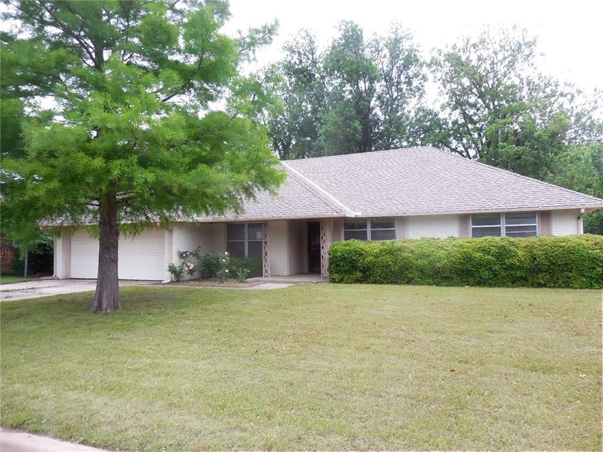 5004 N Utah Ave, Oklahoma City, OK 73112 - photo 1