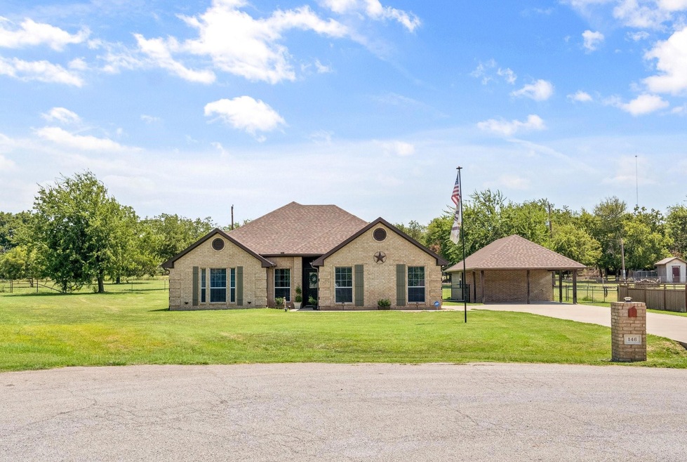146 Westend Ln, Weatherford, TX 76088 - photo 1