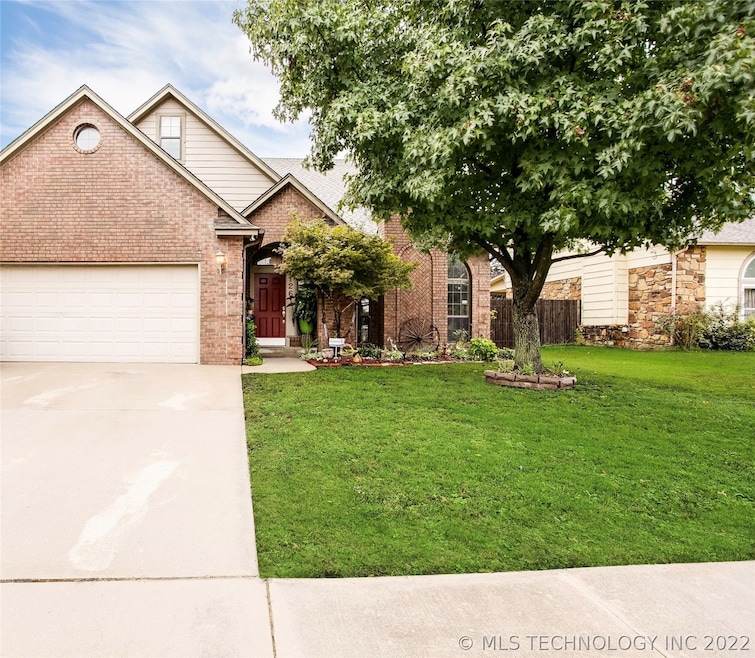 1261 E 136th St, Glenpool, OK 74033 - photo 1