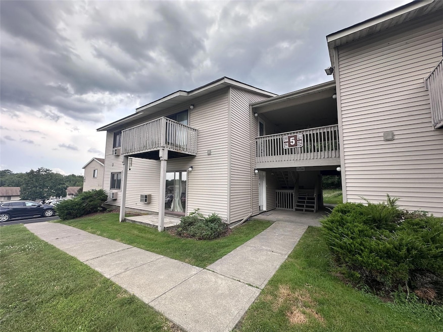 268 Concord Ln, Middletown, NY 10940 - photo 1