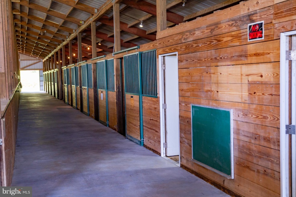 13431 Lewisdale Rd, Clarksburg, MD 20871 - photo 1