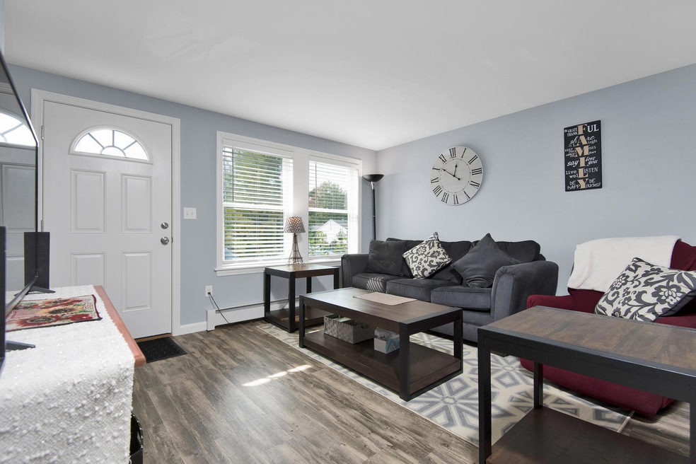 42 Cumberland Ave Unit C Saco-large-005-