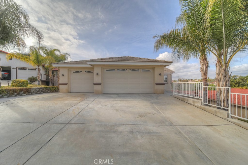 22600 Calcutta Dr, Canyon Lake, CA 92587 - photo 1