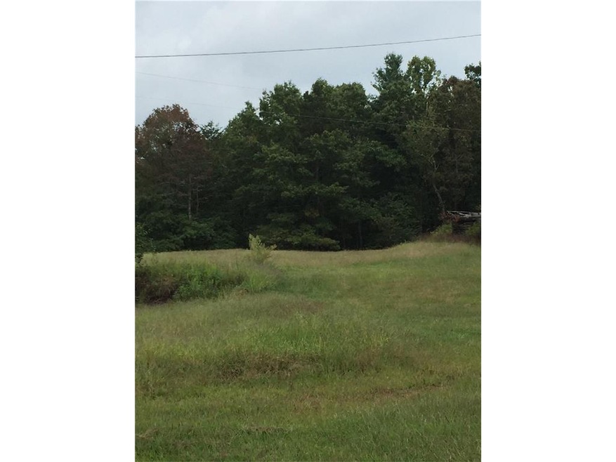 4928 Price Rd, Gainesville, GA 30506 - photo 1