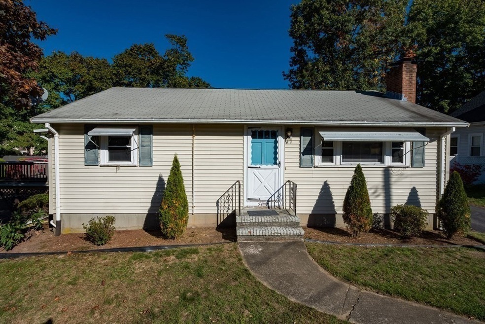 15 Winthrop Ave, Taunton, MA 02780 - photo 1