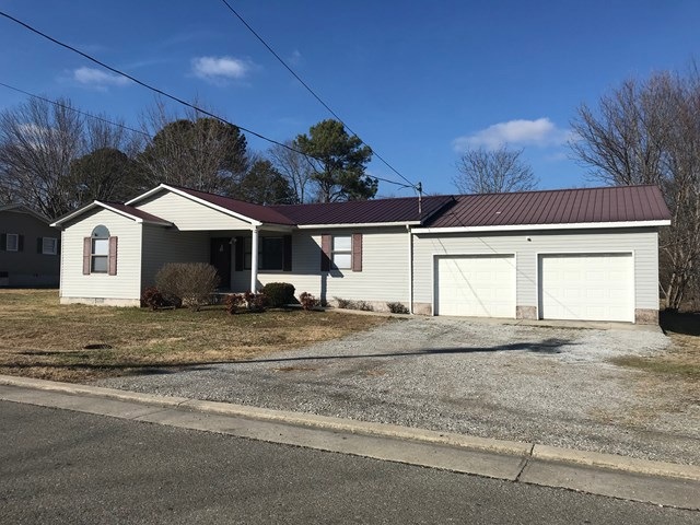 134 Cooper Rd, Cookeville, TN 38506 - photo 1