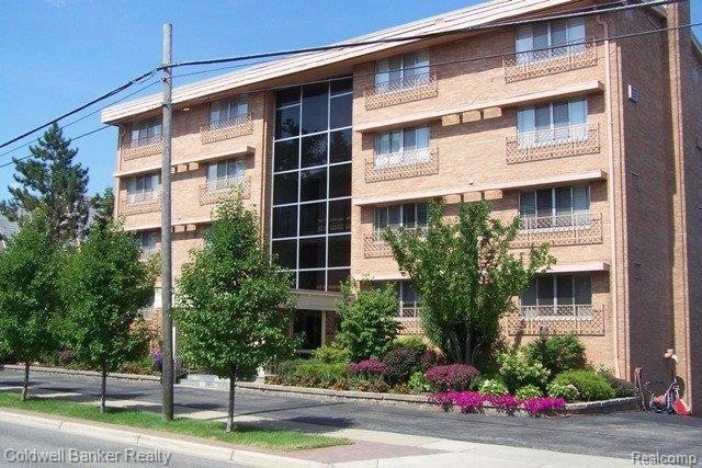 400 Southfield