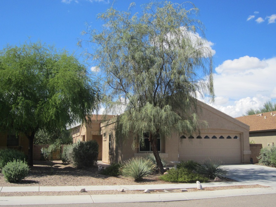 3327 S Lakeside Ridge Loop
