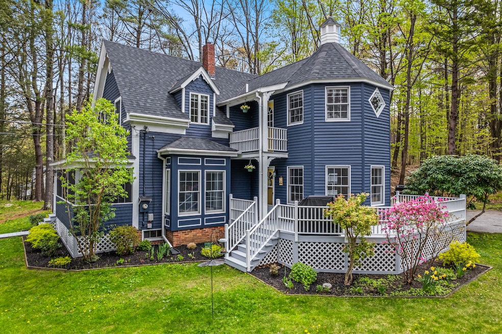 37 South St, Freeport, ME 04032 - photo 1