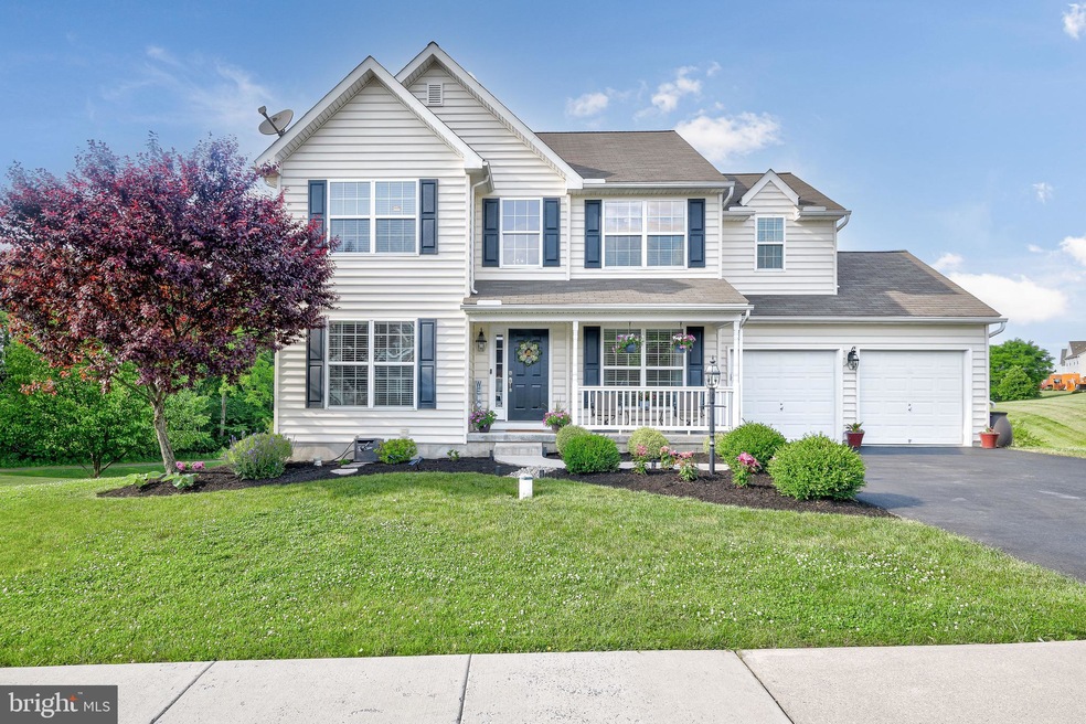 1808 Stoneford Ln, Palmyra, PA 17078 - photo 1