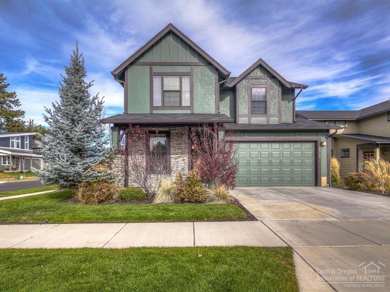 20770 SE Hollis Ln, Bend, OR 97702 - photo 1