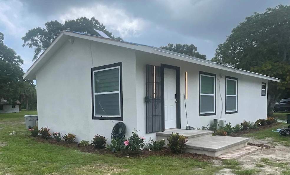 For Rent $2,100/month