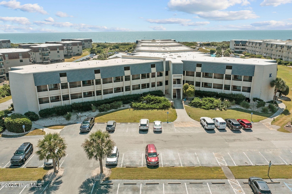 Pending $425,000 • Co-Listing Agent