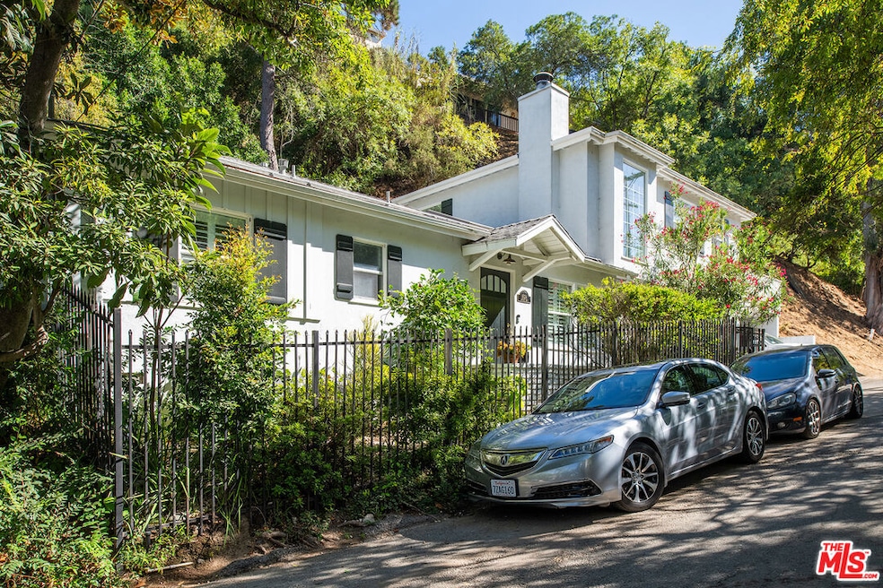 8524 Appian Way, Los Angeles, CA 90046 - photo 1