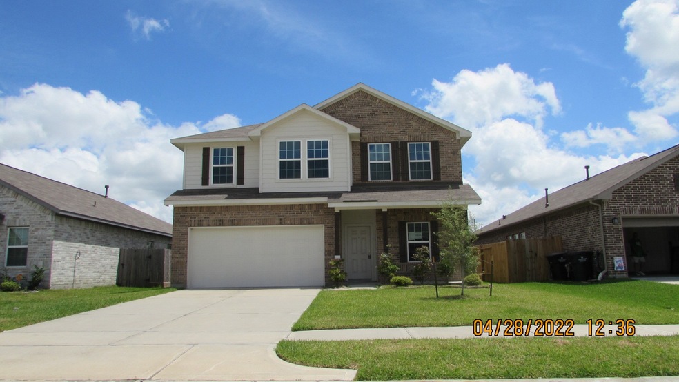 1524 Barras St, Alvin, TX 77511 - photo 1