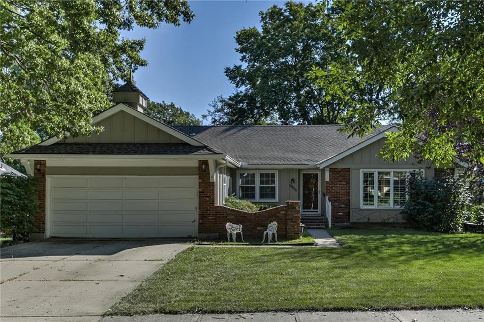 6805 Wedd St, Shawnee, KS 66203 - photo 1