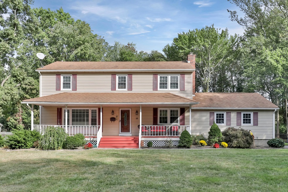 13 Melody Ln Middletown NJ-print-018-22-