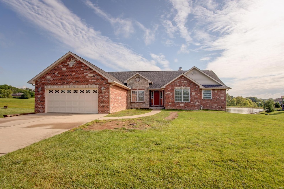 917 Bay Pointe Dr, Freeburg, IL 62243 - photo 1