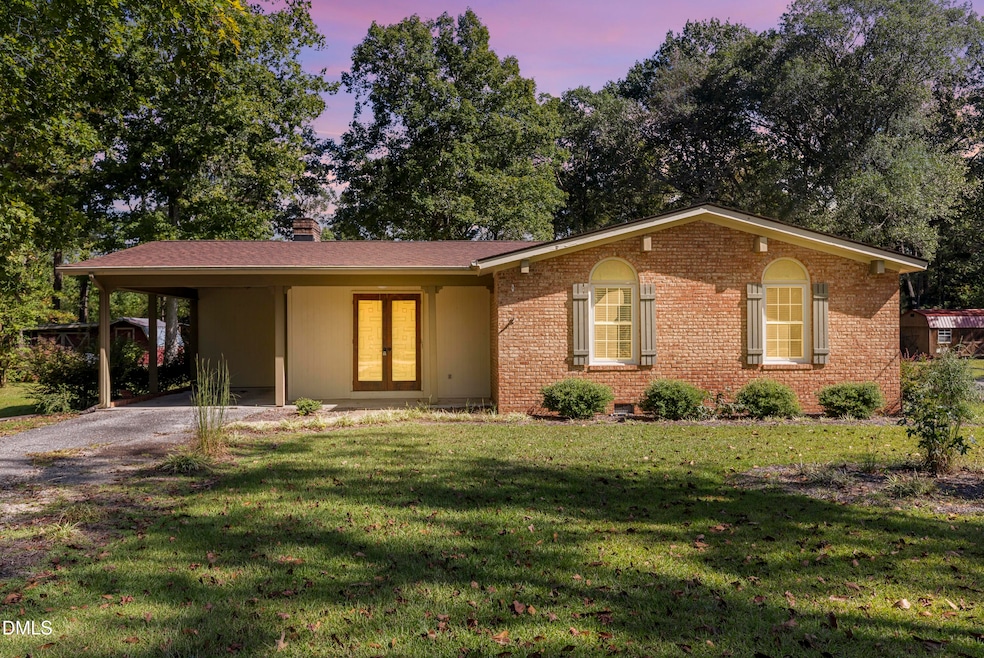 712 W J St, Erwin, NC 28339 - photo 1