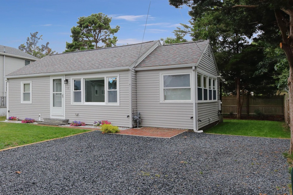 18 Beach St, Wareham, MA 02571 - photo 1