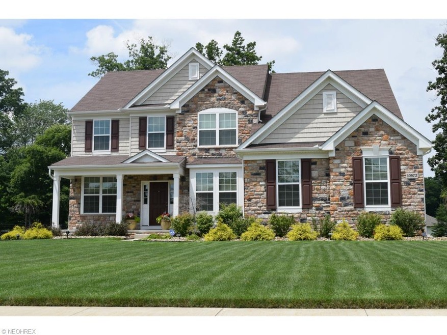 10572 Angelina Dr, North Royalton, OH 44133 - photo 1