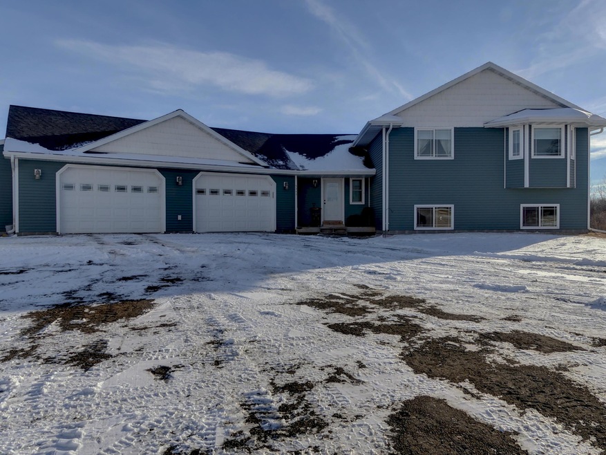 5345 Francis Place, Bismarck, ND 58504