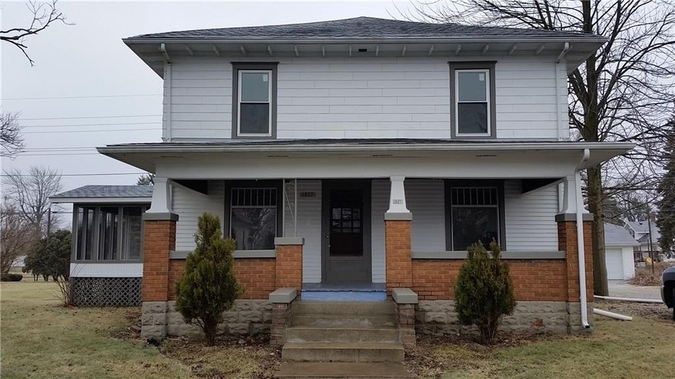 1827 N B St, Elwood, IN 46036 - photo 1