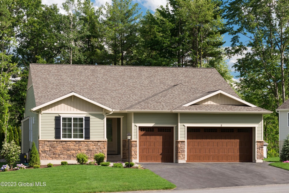 8 Londonderry Way