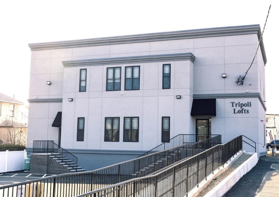 1064 N Shore Rd unit 7, Revere, MA 02151 - photo 1