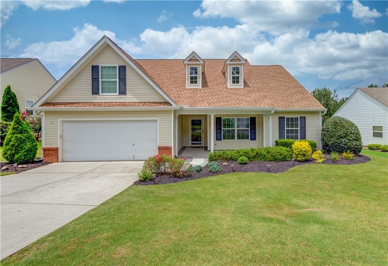 One level living on beautifully manicured lot in s