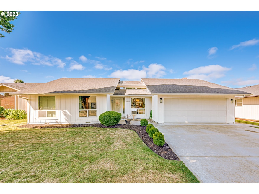 3805 Pine St, Longview, WA 98632 - photo 1