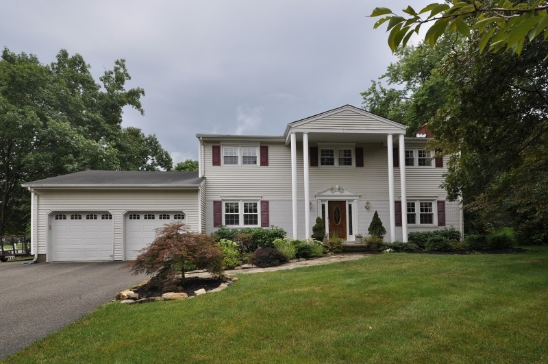 9 Drake Rd, Mendham, NJ 07945 - photo 1